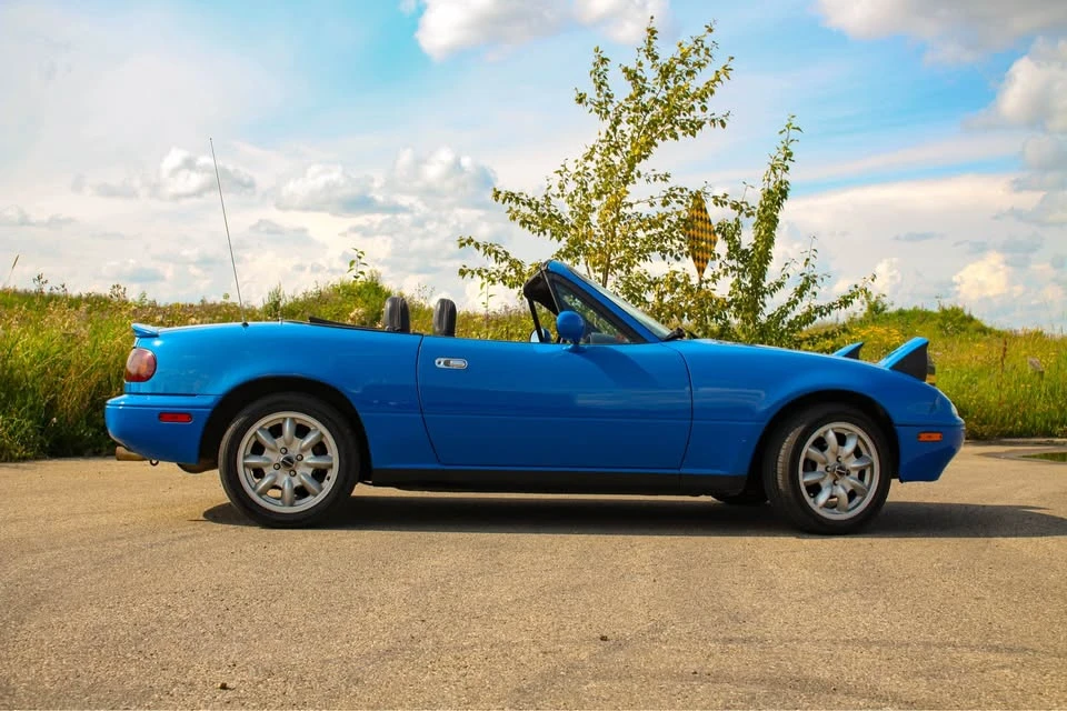 1991 Mazda NA MX-5 Miata - Image 4 of 11