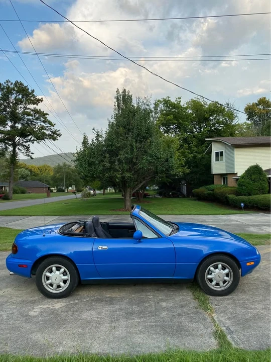 1991 Mazda NA MX-5 Miata - Image 2 of 5