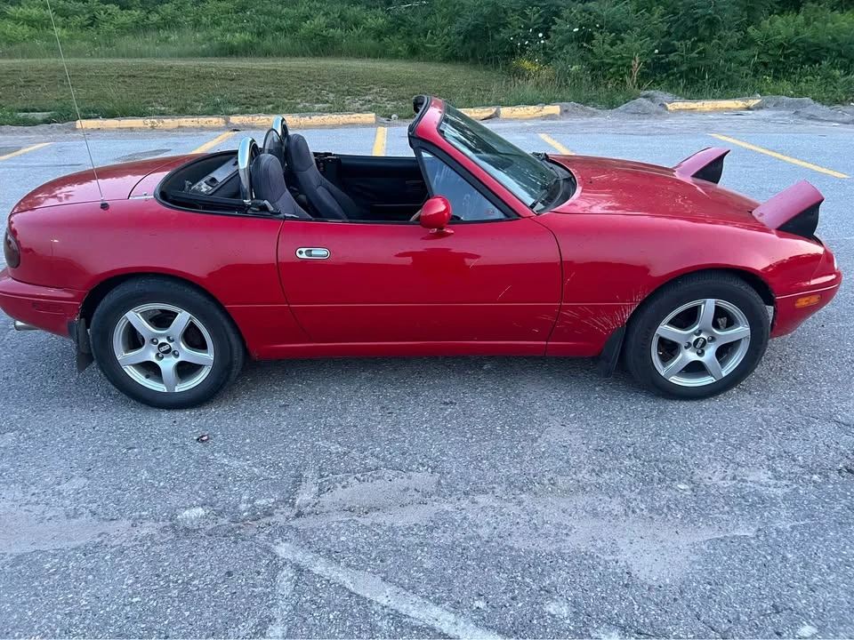 1991 Mazda NA MX-5 Miata - Image 5 of 14
