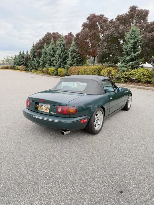 1991 Mazda NA MX-5 Miata - Image 5 of 20