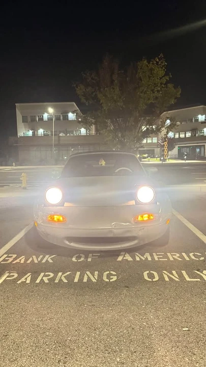 1991 Mazda NA MX-5 Miata - Image 2 of 10