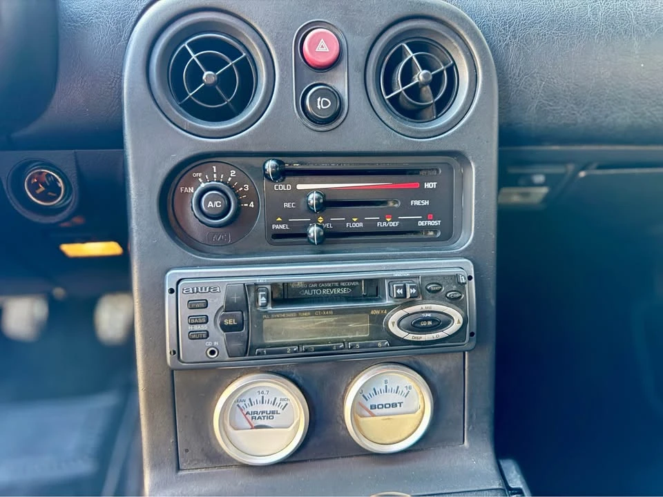 1991 Mazda NA MX-5 Miata - Image 18 of 20