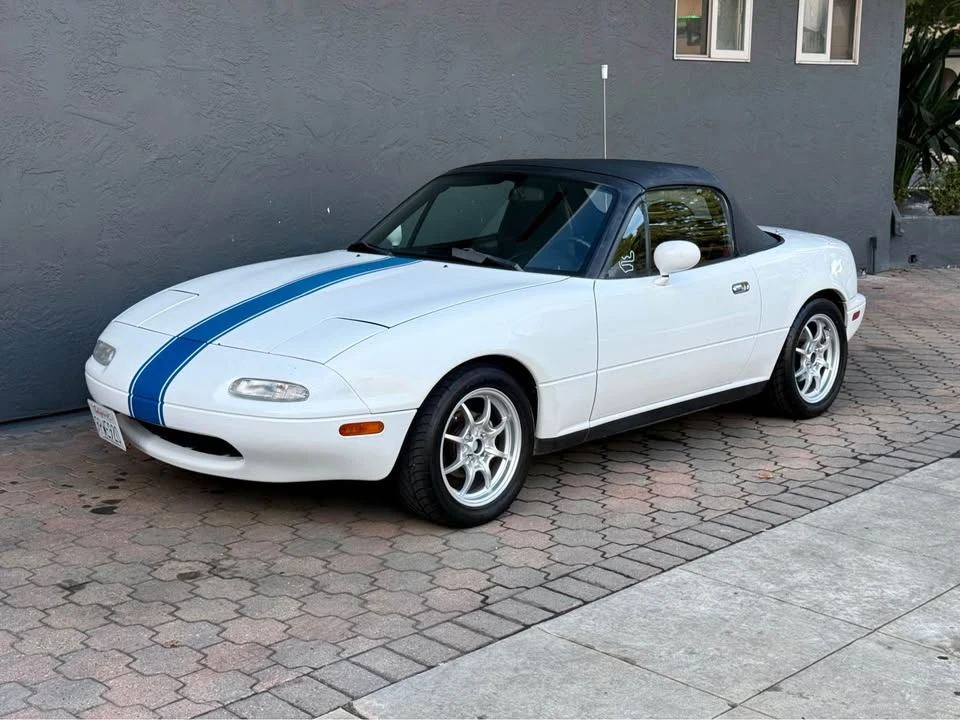 1991 Mazda NA MX-5 Miata - Image 9 of 20