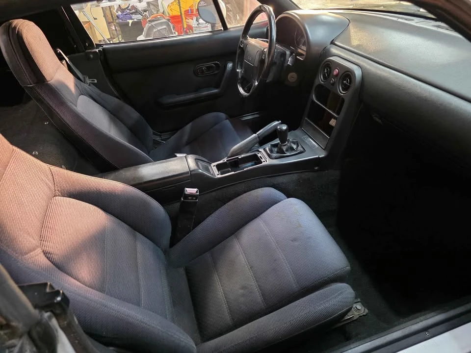 1991 Mazda NA MX-5 Miata - Image 11 of 15