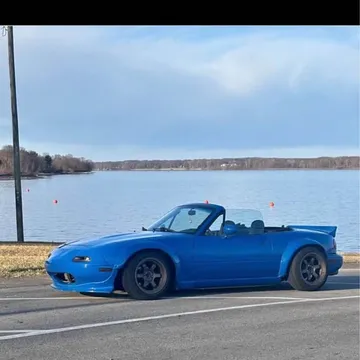 1991 Mazda MX-5 SE Convertible 2D