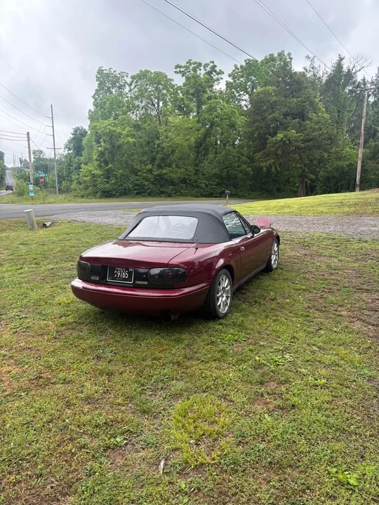 1991 Mazda NA MX-5 Miata - Image 8 of 15