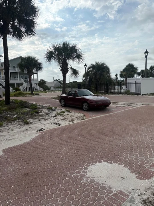 1991 Mazda NA MX-5 Miata - Image 6 of 15