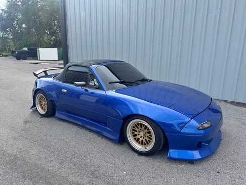 1991 Mazda MX-5 SE Convertible 2D