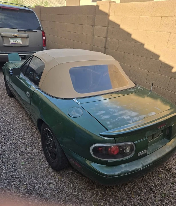 1991 Mazda NA MX-5 Miata - Image 2 of 3