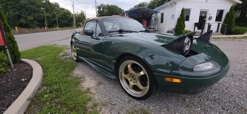 1991 Mazda NA MX-5 Miata - Image 4 of 17