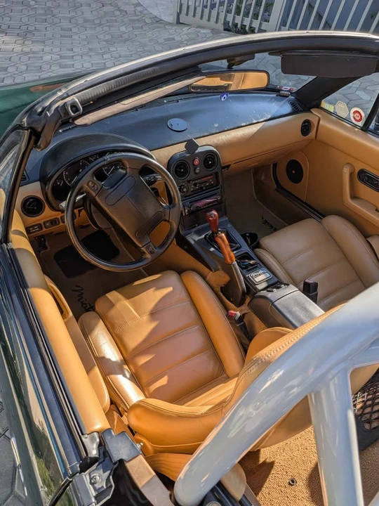 1991 Mazda NA MX-5 Miata - Image 5 of 9