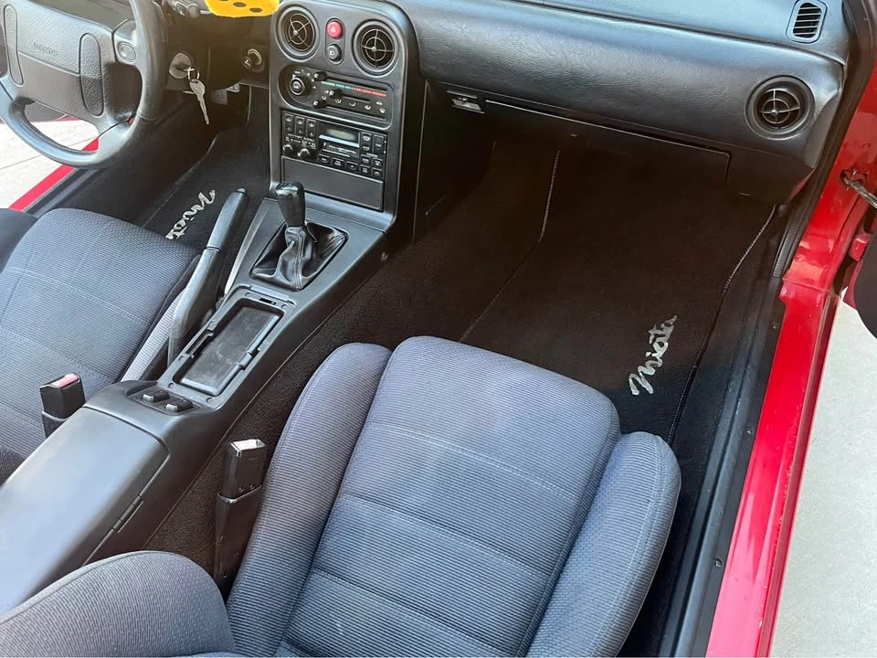 1991 Mazda NA MX-5 Miata - Image 13 of 20