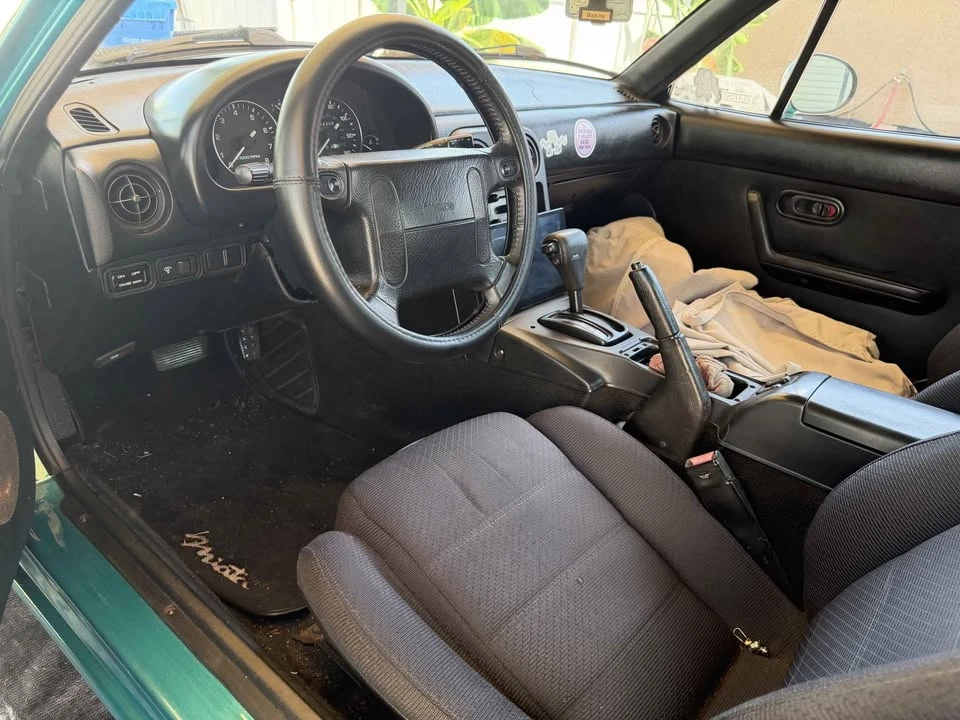 1991 Mazda NA MX-5 Miata - Image 8 of 8