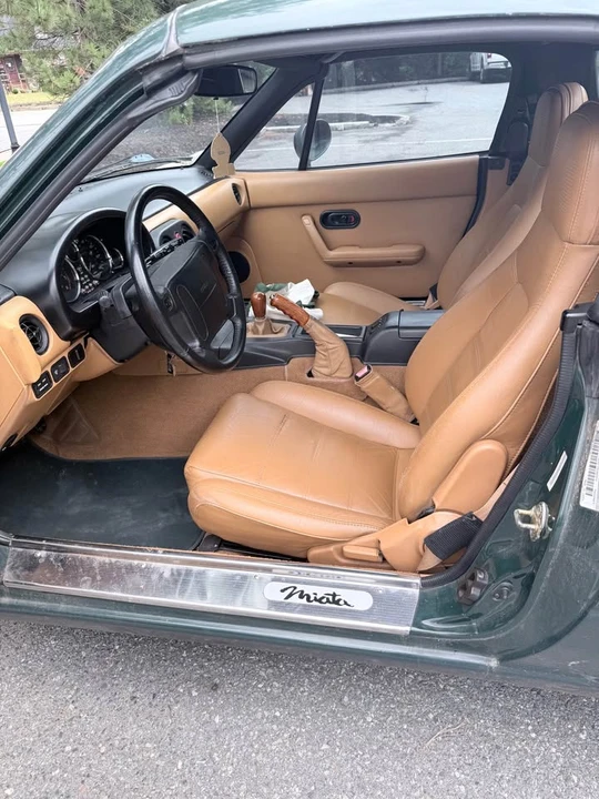 1991 Mazda NA MX-5 Miata - Image 10 of 15