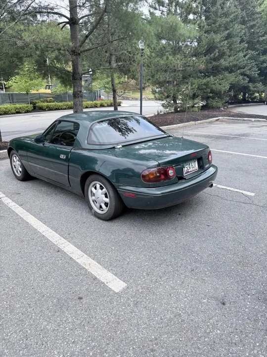 1991 Mazda NA MX-5 Miata - Image 5 of 15