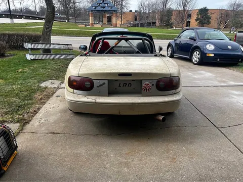 1991 Mazda MX-5 Sport Convertible 2D
