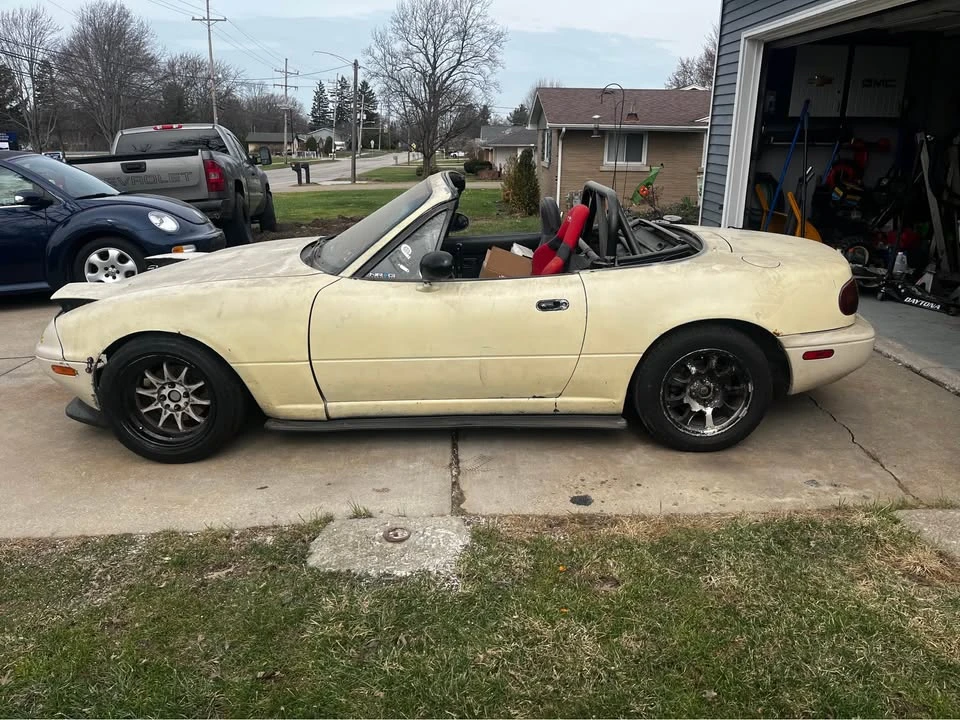 1991 Mazda NA MX-5 Miata - Image 2 of 6