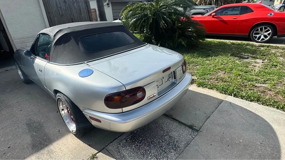 1991 Mazda NA MX-5 Miata - Image 5 of 8