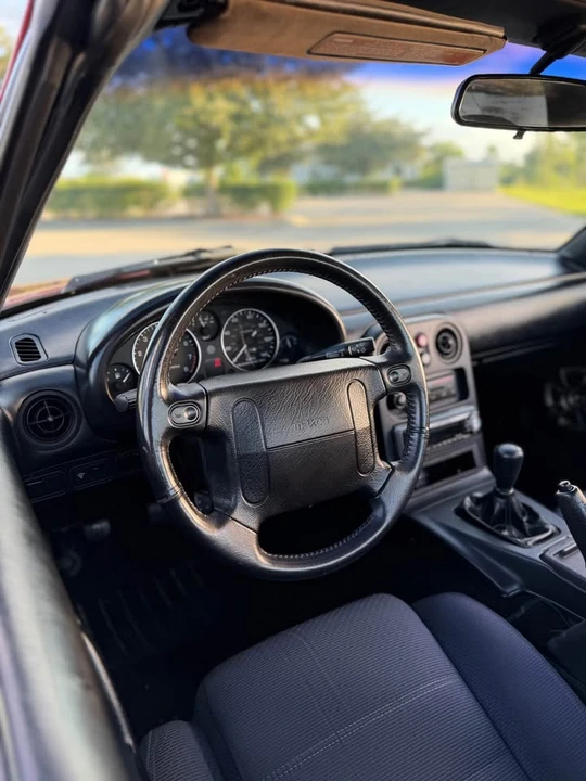 1991 Mazda NA MX-5 Miata - Image 11 of 20