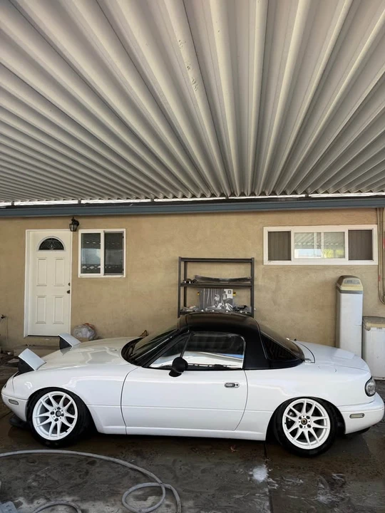 1991 Mazda NA MX-5 Miata - Image 2 of 5