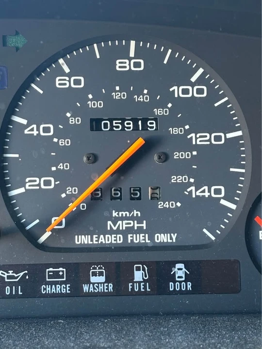 1991 Mazda MX-6 1st Gen - Image 4 of 11