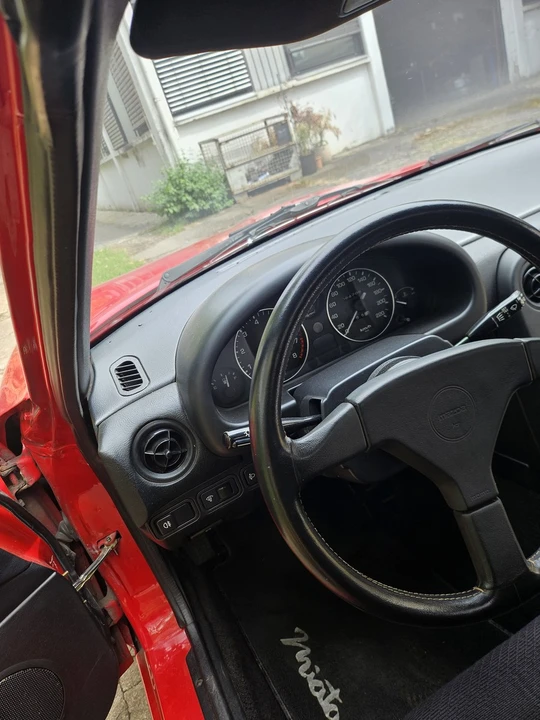1991 Mazda NA MX-5 Miata - Image 13 of 30