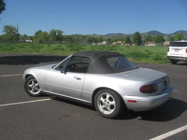 1991 Mazda NA MX-5 Miata - Image 5 of 24