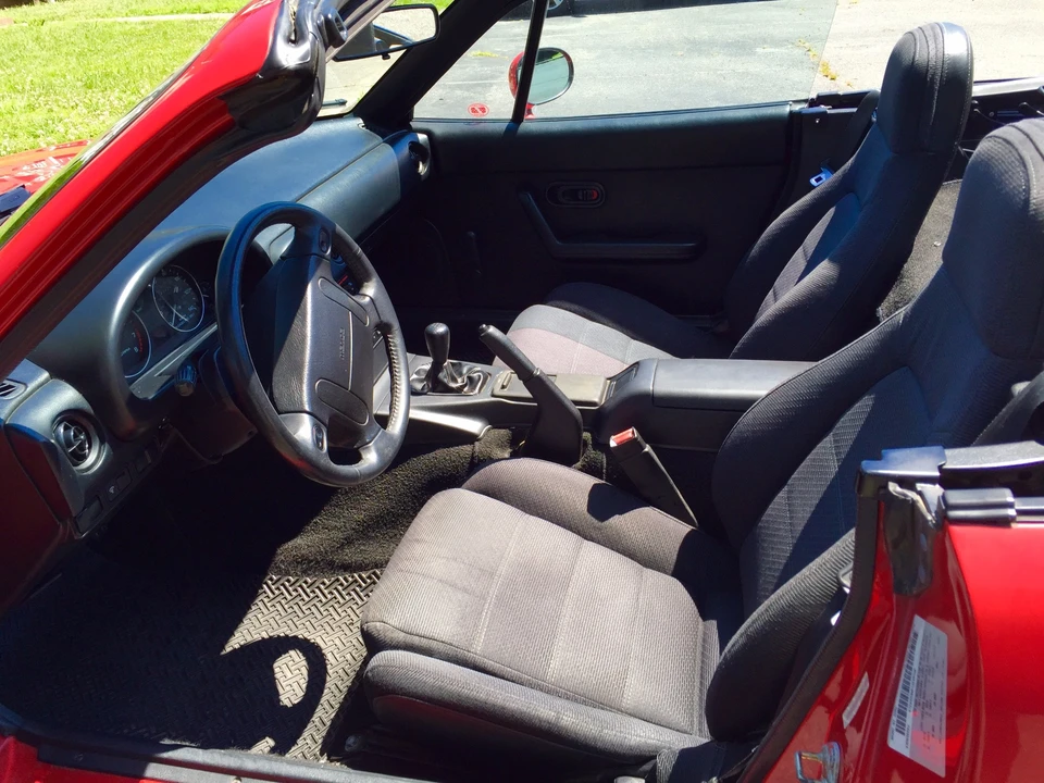 1991 Mazda NA MX-5 Miata - Image 28 of 31