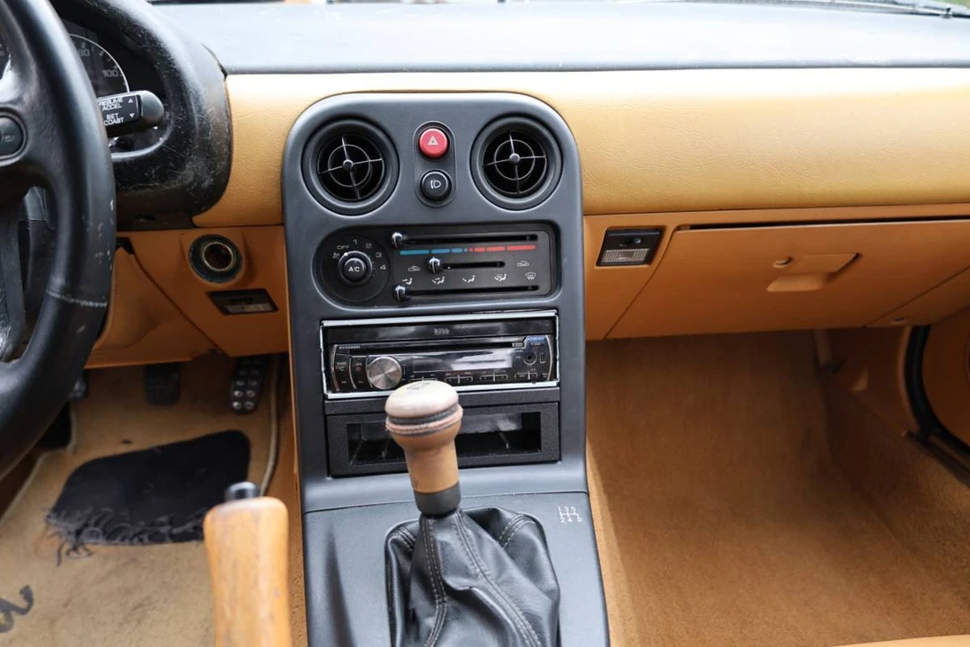 1991 Mazda NA MX-5 Miata - Image 12 of 21