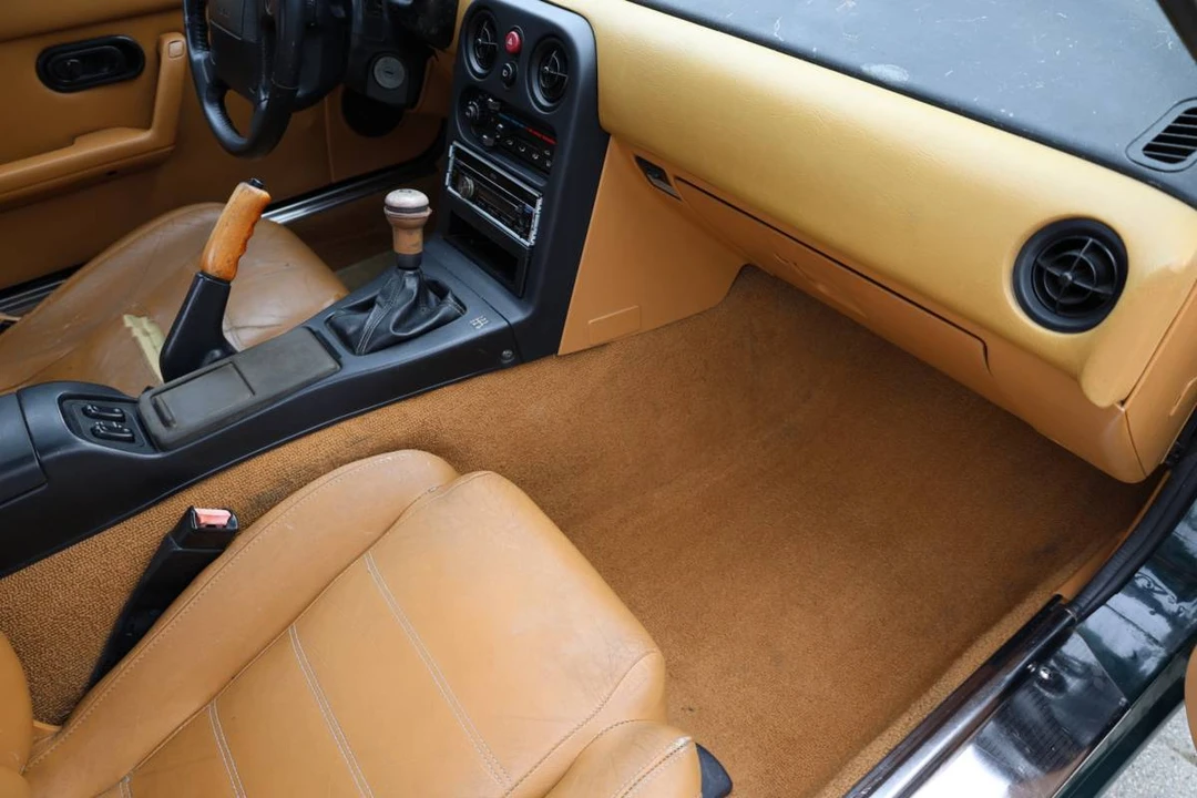 1991 Mazda NA MX-5 Miata - Image 16 of 21