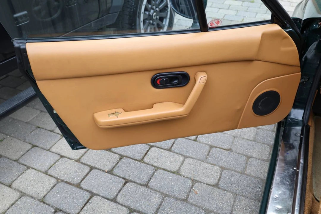 1991 Mazda NA MX-5 Miata - Image 8 of 21