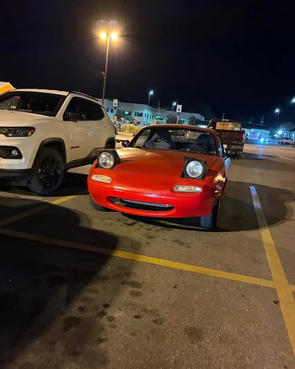 1991 Mazda NA MX-5 Miata - Image 2 of 4