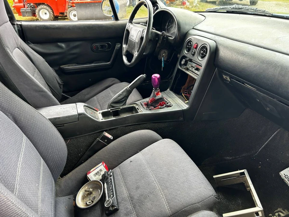 1991 Mazda NA MX-5 Miata - Image 7 of 10