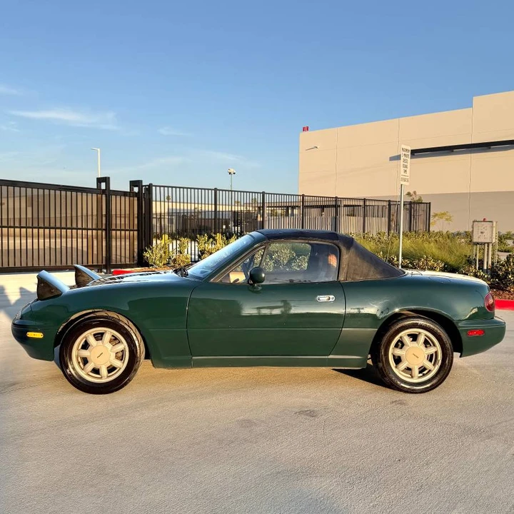 1991 Mazda NA MX-5 Miata - Image 7 of 20