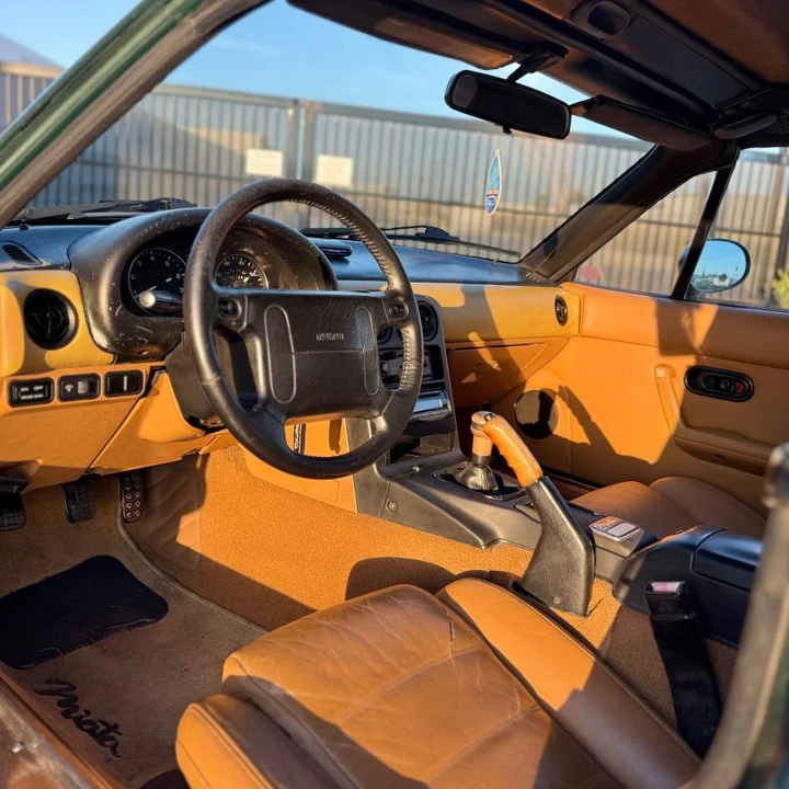1991 Mazda NA MX-5 Miata - Image 10 of 20