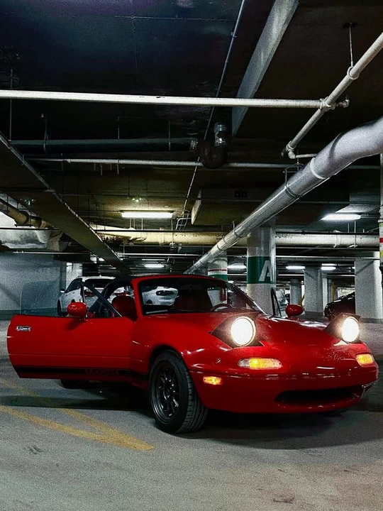 1991 Mazda NA MX-5 Miata - Image 4 of 11