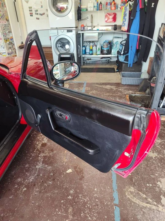 1991 Mazda NA MX-5 Miata - Image 16 of 24
