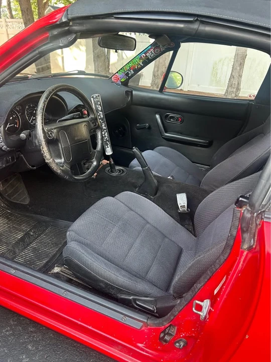 1991 Mazda NA MX-5 Miata - Image 7 of 18
