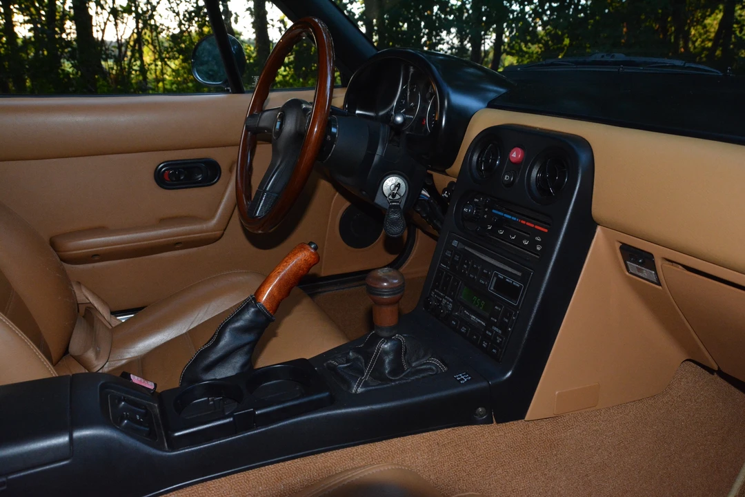 1991 Mazda NA MX-5 Miata - Image 30 of 31