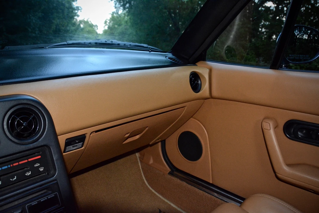 1991 Mazda NA MX-5 Miata - Image 31 of 31