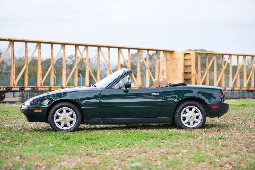 1991 Mazda NA MX-5 Miata - Image 5 of 31