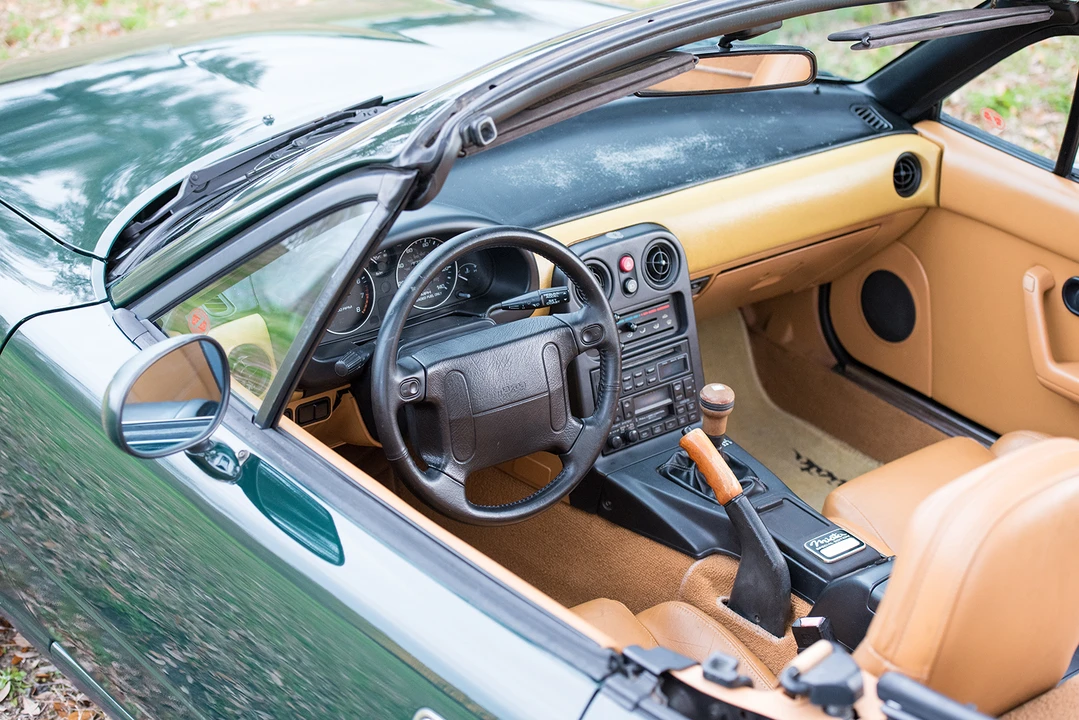 1991 Mazda NA MX-5 Miata - Image 28 of 31