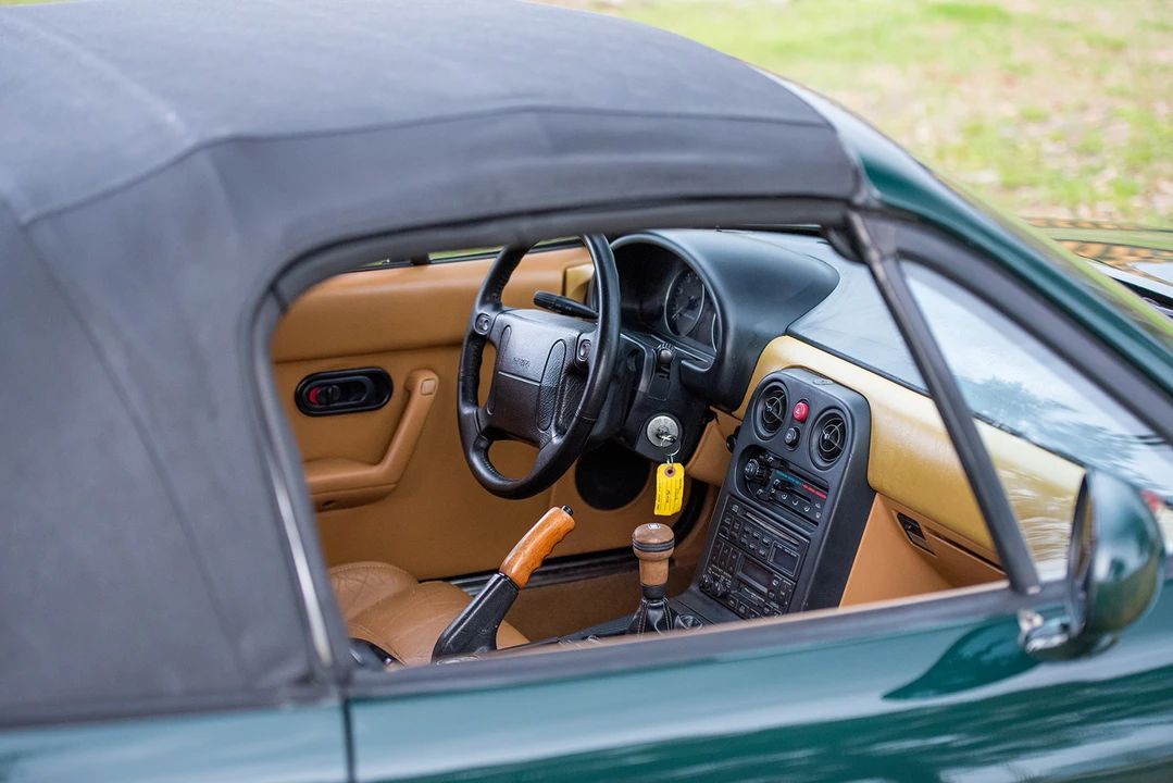 1991 Mazda NA MX-5 Miata - Image 26 of 31