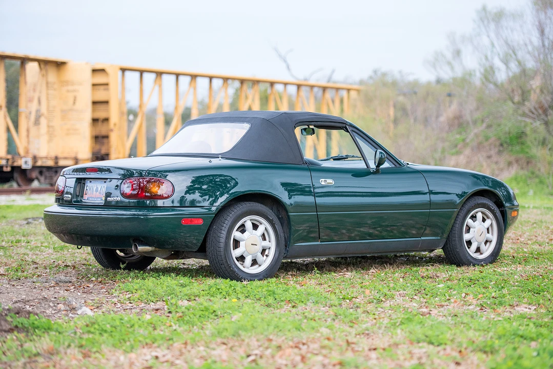 1991 Mazda NA MX-5 Miata - Image 24 of 31