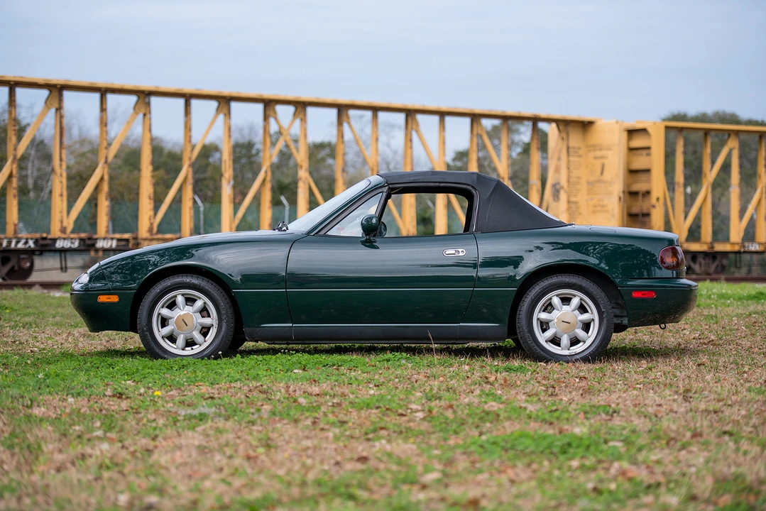 1991 Mazda NA MX-5 Miata - Image 18 of 31