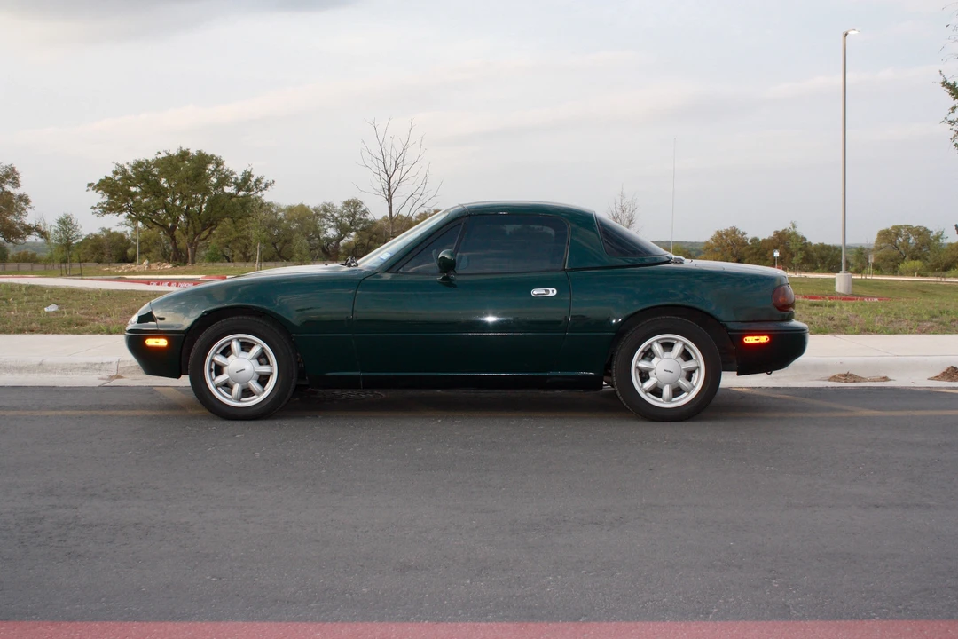 1991 Mazda NA MX-5 Miata - Image 7 of 31