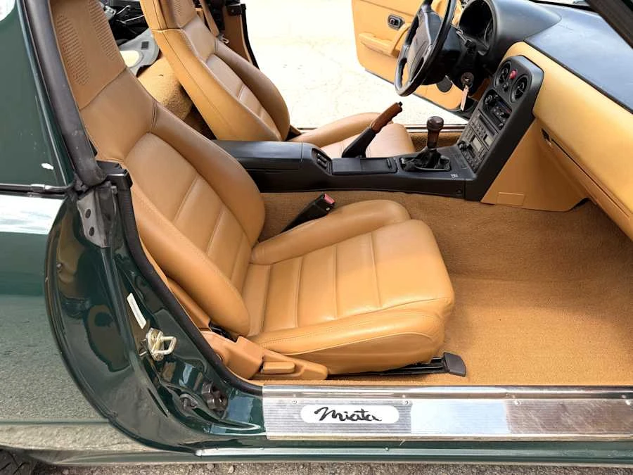 1991 Mazda NA MX-5 Miata - Image 10 of 15