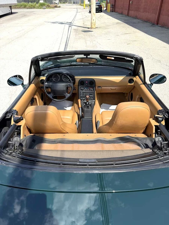 1991 Mazda NA MX-5 Miata - Image 11 of 15