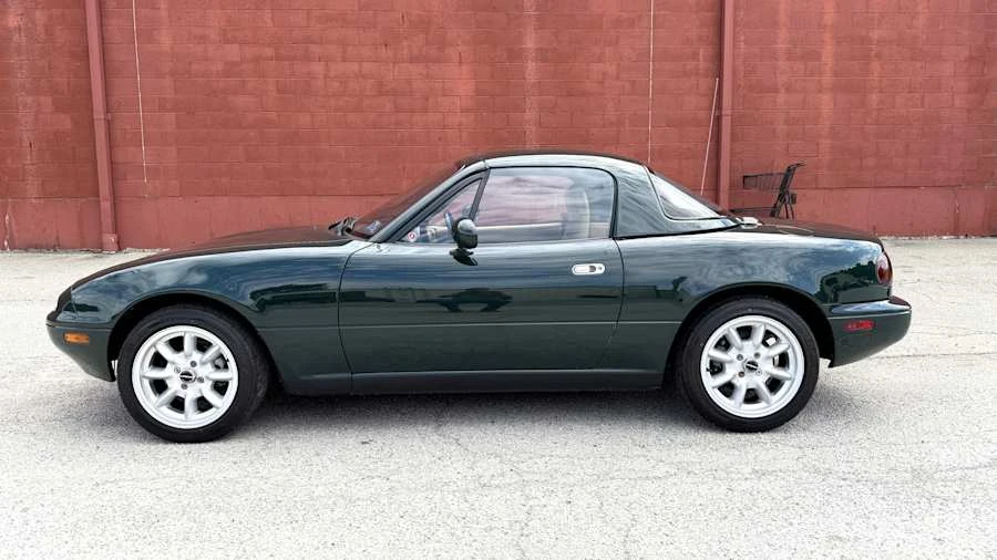 1991 Mazda NA MX-5 Miata - Image 8 of 15
