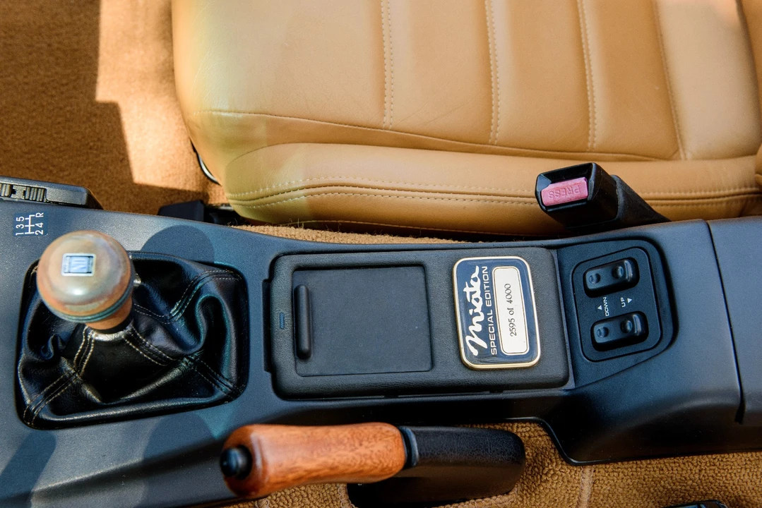 1991 Mazda NA MX-5 Miata - Image 21 of 31